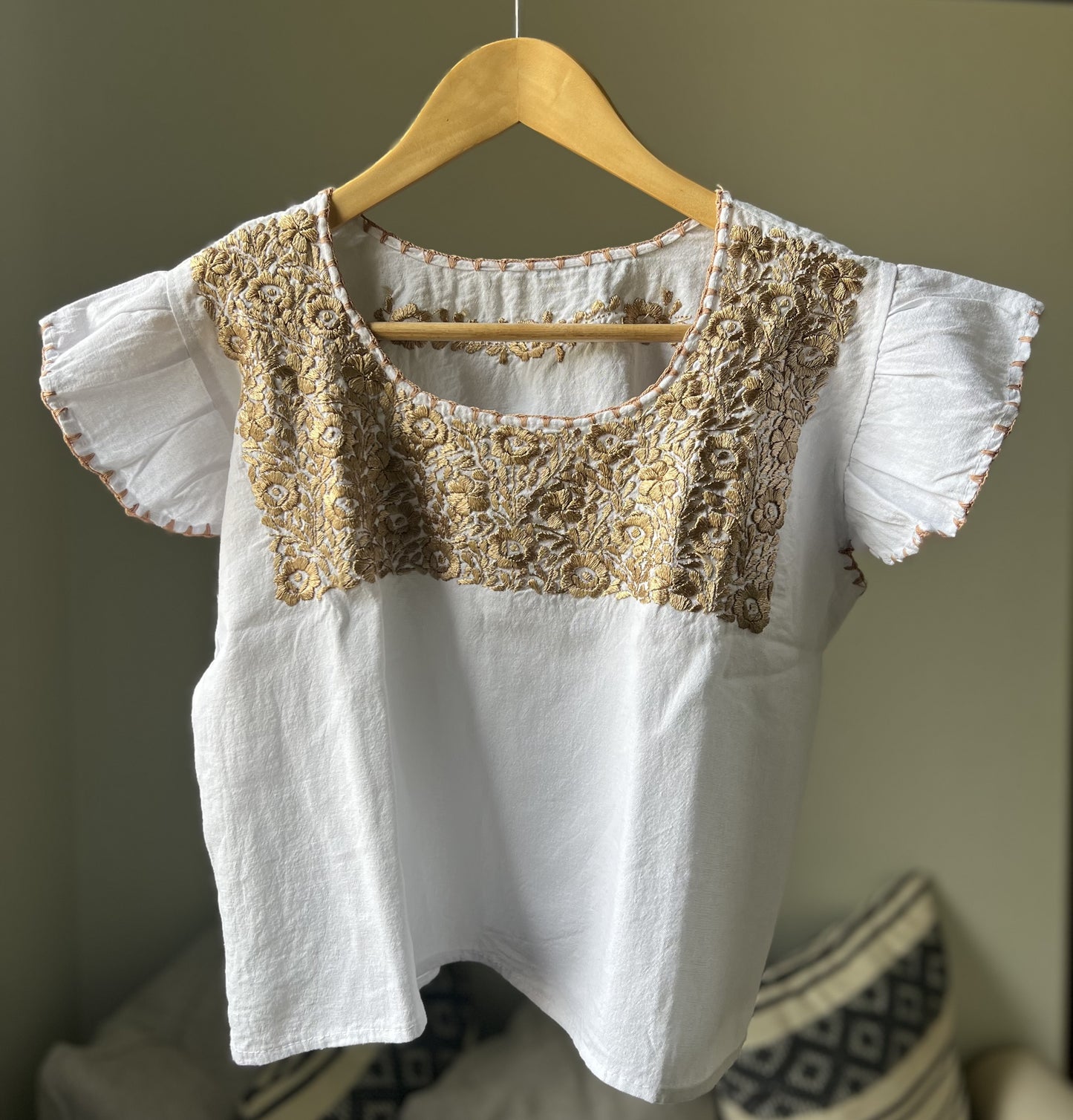 Hand Embroidered Mexican Blouse - Floral Embroidery