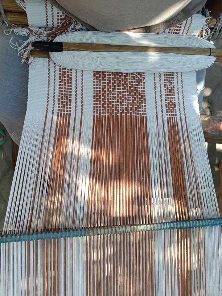 Traditional Table Runner