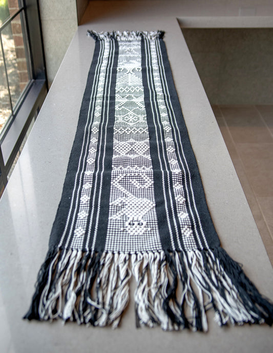 Traditional Table Runner