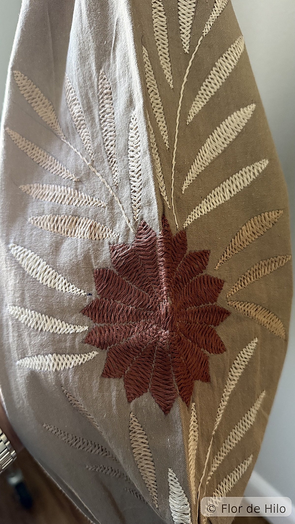 Alejandra Embroidered Blouse – Sand