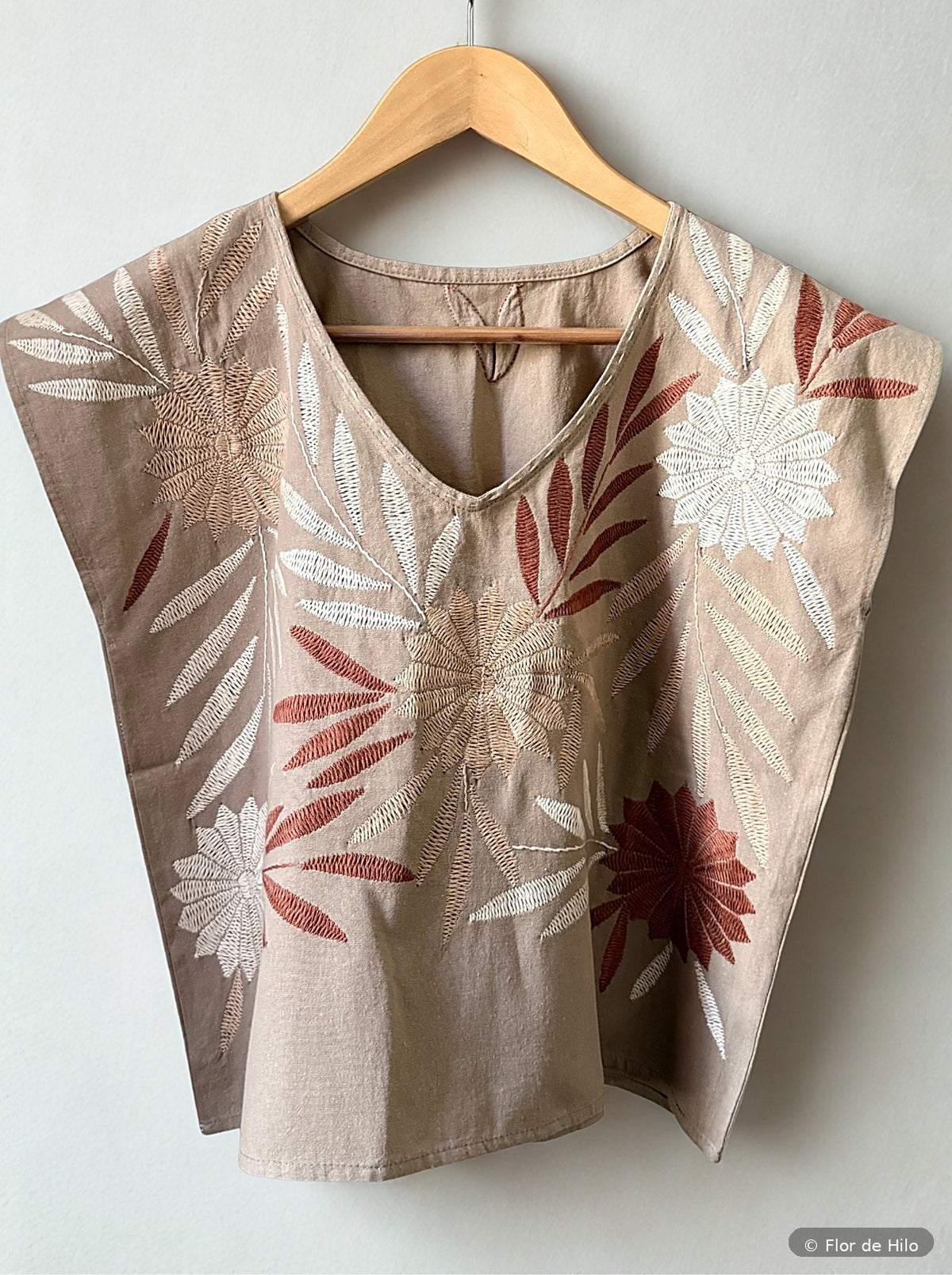 Alejandra Short-Sleeve Embroidered Blouse – Sand