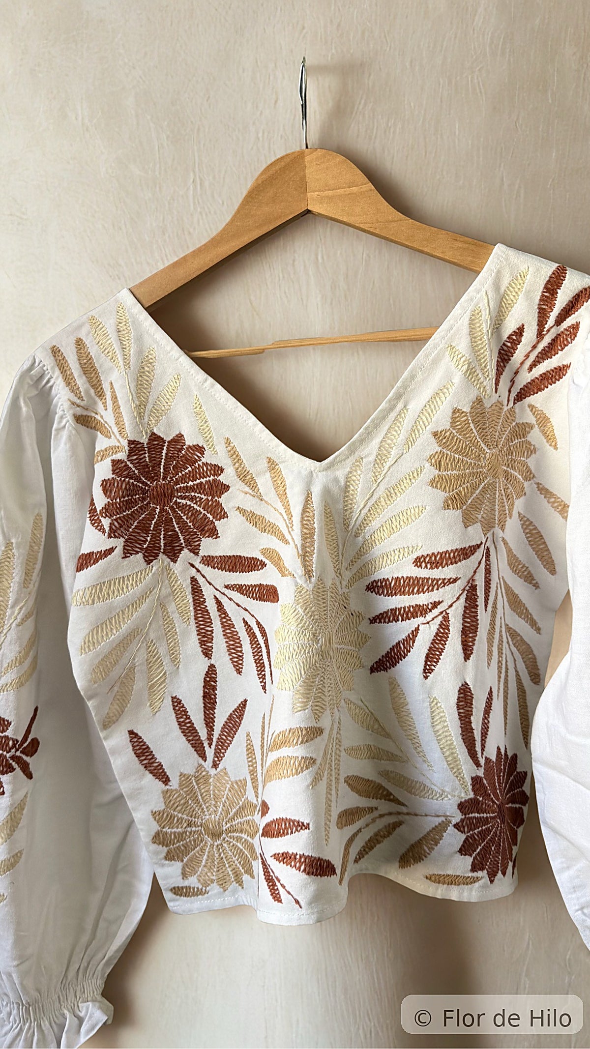 Alejandra Embroidered Blouse – White