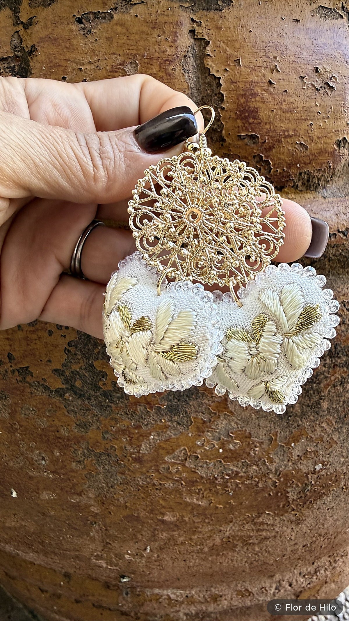 Cream embroidered heart earring with gold-plated filigree detail